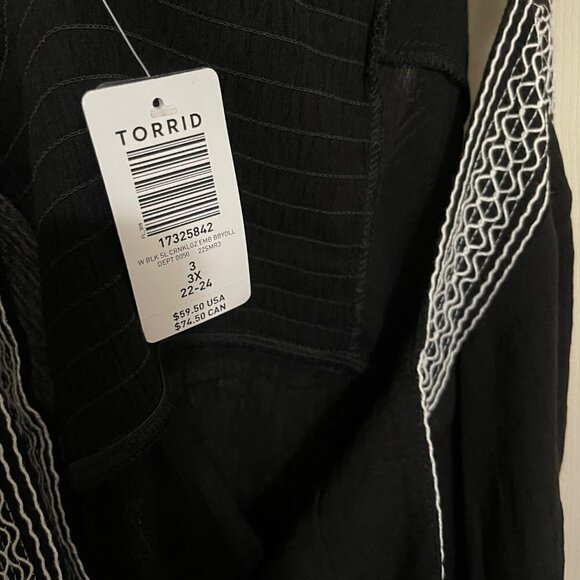 Torrid Womens NWT Black White Babydoll Crinkle Gauze Embroidered Tiered Top 3X - Picture 10 of 11